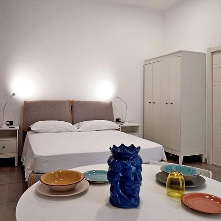 La Petite Suite San Giuliano Catania Luaran gambar